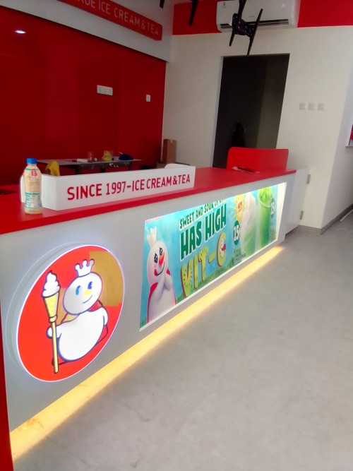 Desain interior Bandung Desain interior Toko Mixue Bandung